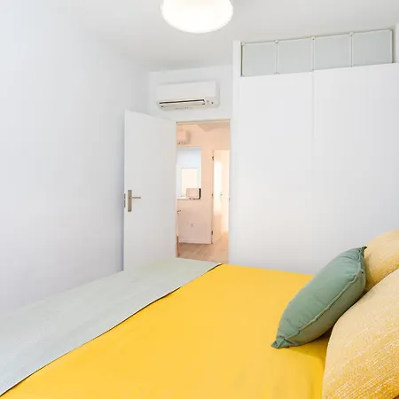 Twins Nest * Malaga